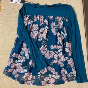 Guess girls size 8 flowy top